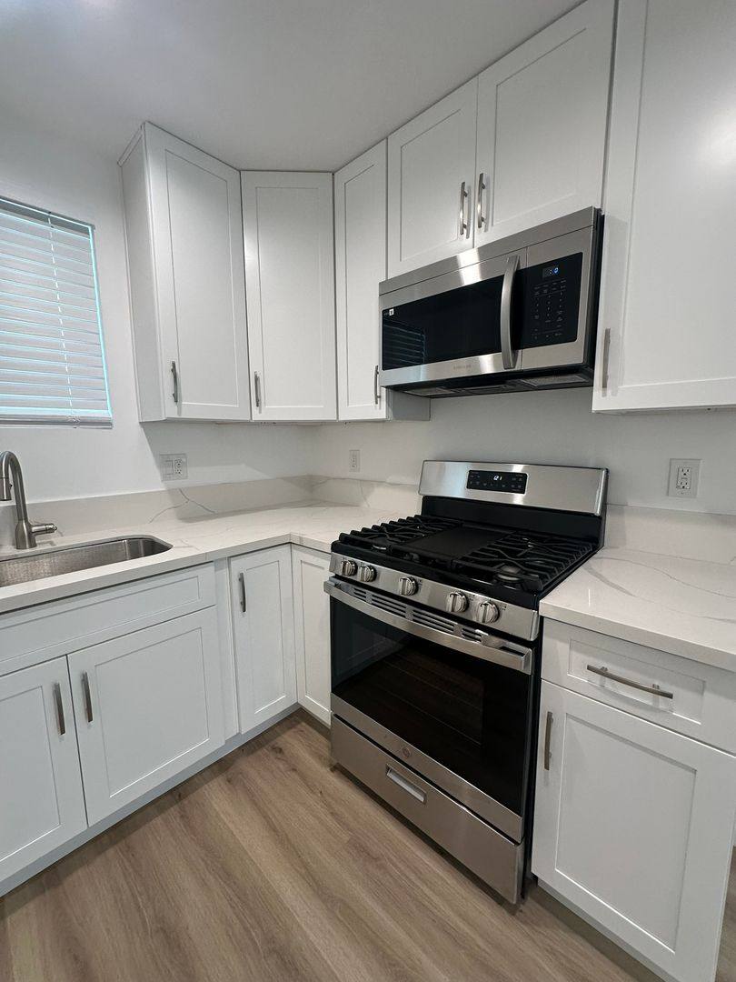 Apartment for rent at 14529 Hartland St, Van Nuys, CA 91405