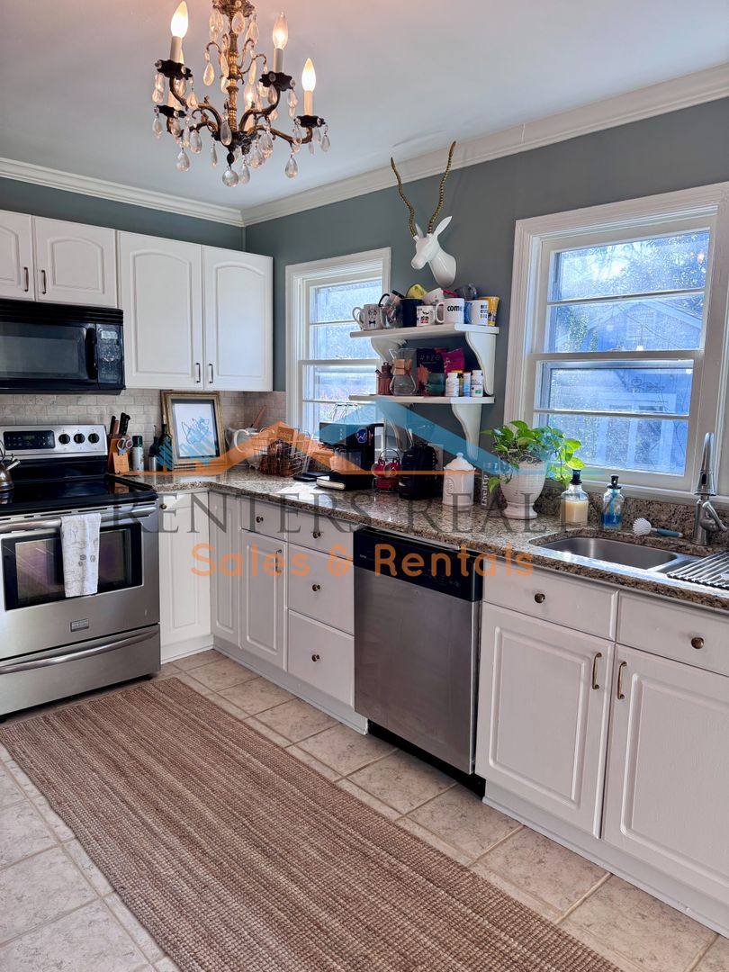 House for rent at 502 Clinton Ave E, Huntsville, AL 35801