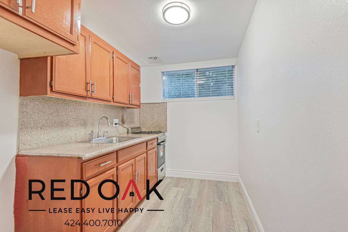Condo for rent at 12211 Manor Dr #21, Hawthorne, CA 90250