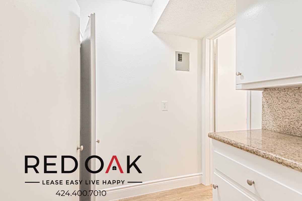 Condo for rent at 12211 Manor Dr #21, Hawthorne, CA 90250