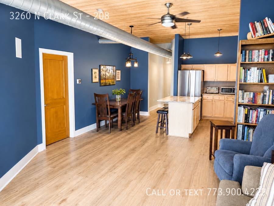 House for rent at 3260 N Clark St #208, Chicago, IL 60657
