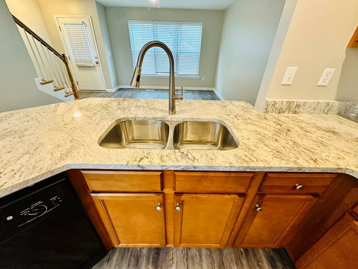Apartment for rent at 102 Weist Place, Louisville, KY 40206
