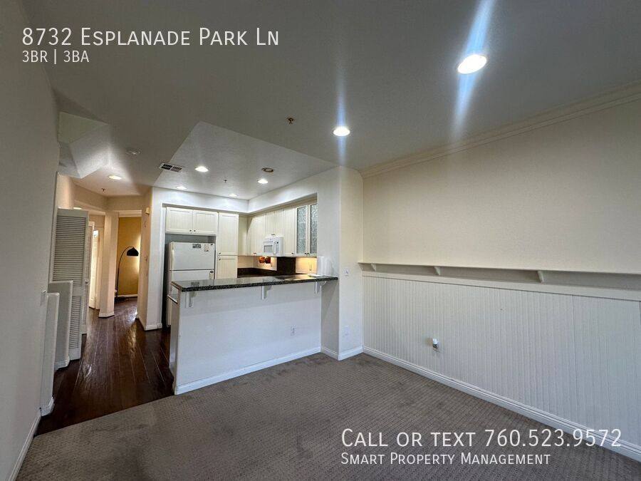 Townhouse for rent at 8732 Esplanade Park Lane, San Diego, CA 92123