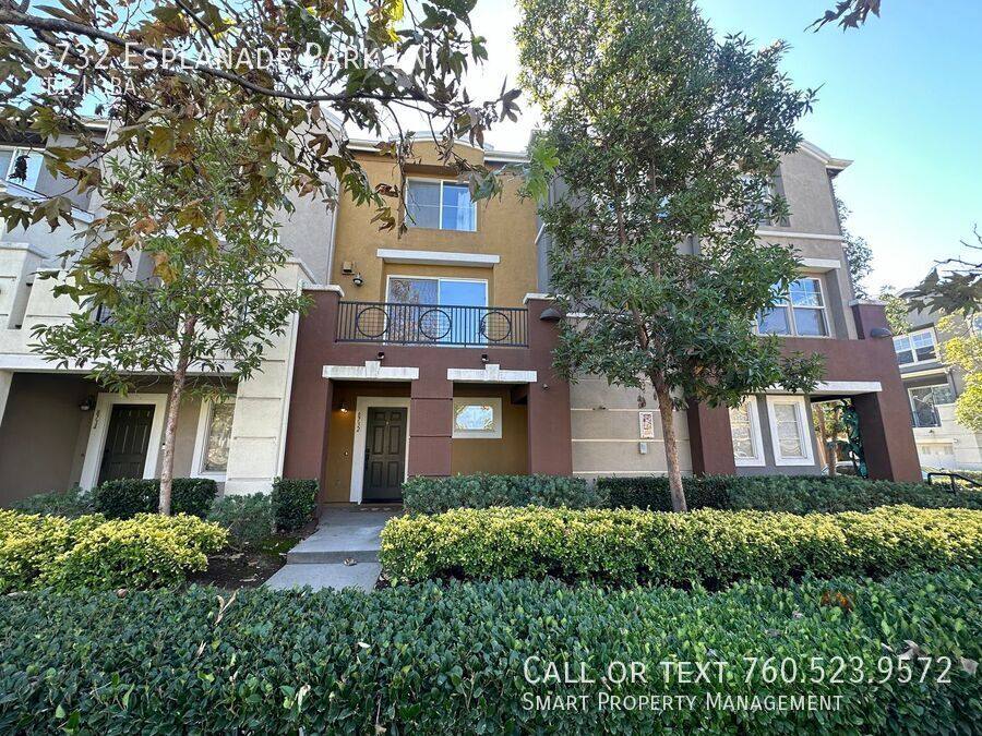 Townhouse for rent at 8732 Esplanade Park Lane, San Diego, CA 92123