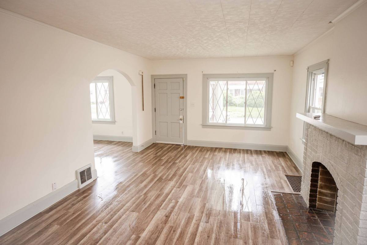 House for rent at 1938 Fernwood Ave, Toledo, OH 43607