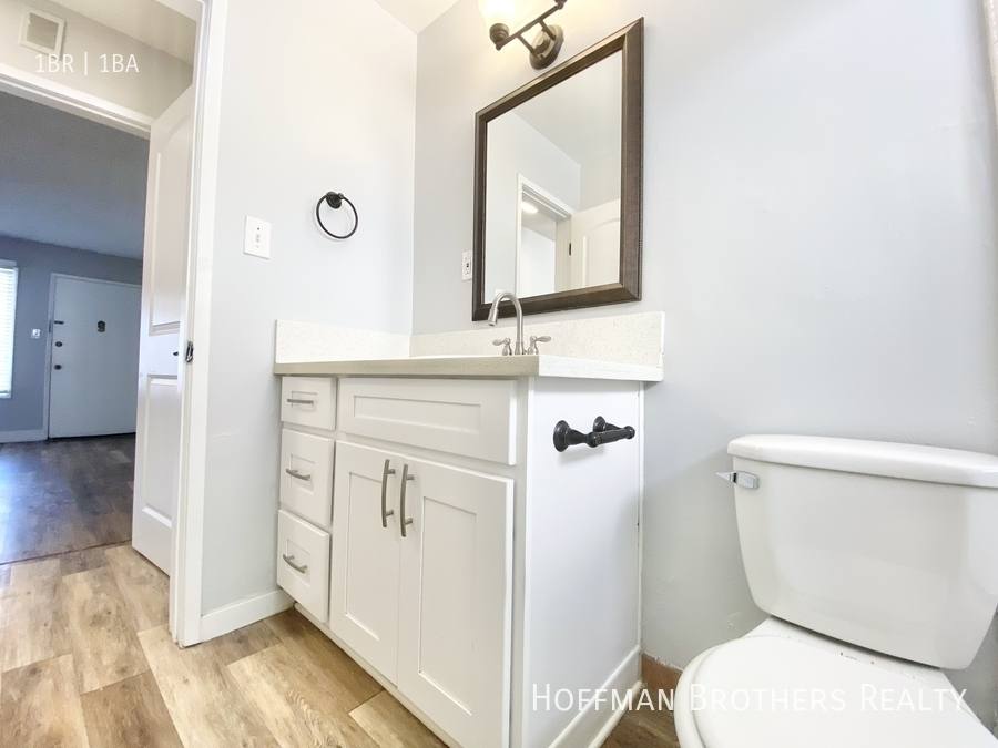 Apartment for rent at 2026 Pennsylvania Ave #7, Los Angeles, CA 90033