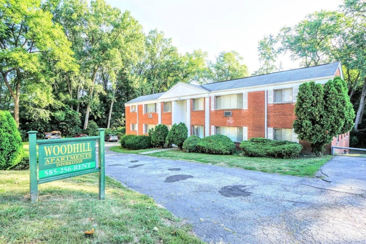 Apartment for rent at 154 Woodhill Dr #1, Rochester, NY 14616