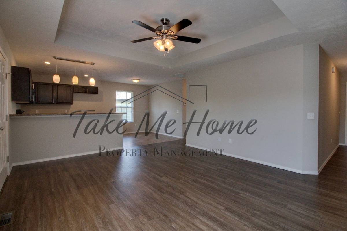 House for rent at 1062 S Strasbourg, Springfield, MO 65802