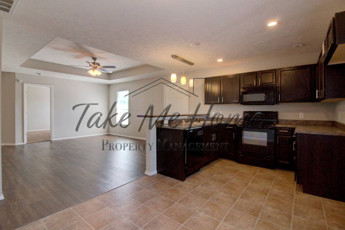 House for rent at 1062 S Strasbourg, Springfield, MO 65802