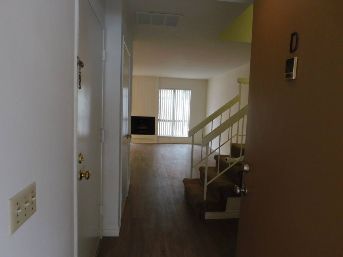 Apartment for rent at 4831 King Circle, Huntington Beach, CA 92649