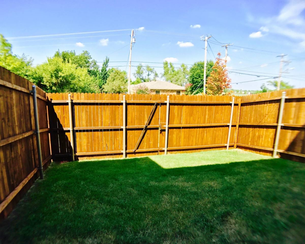 Apartment for rent at 9301 N County Line Rd, Yukon, OK 73099