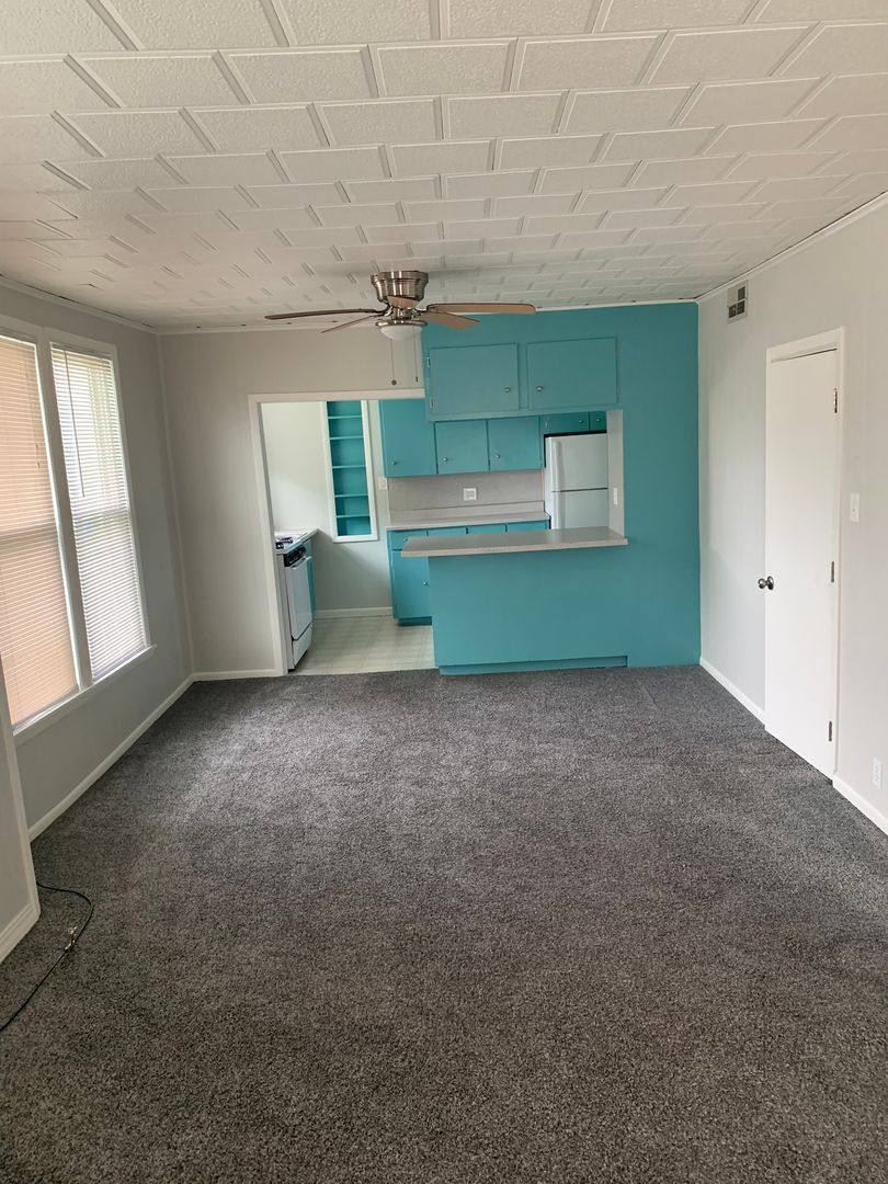 Apartment for rent at 2320 Prince St, Dubuque, IA 52001