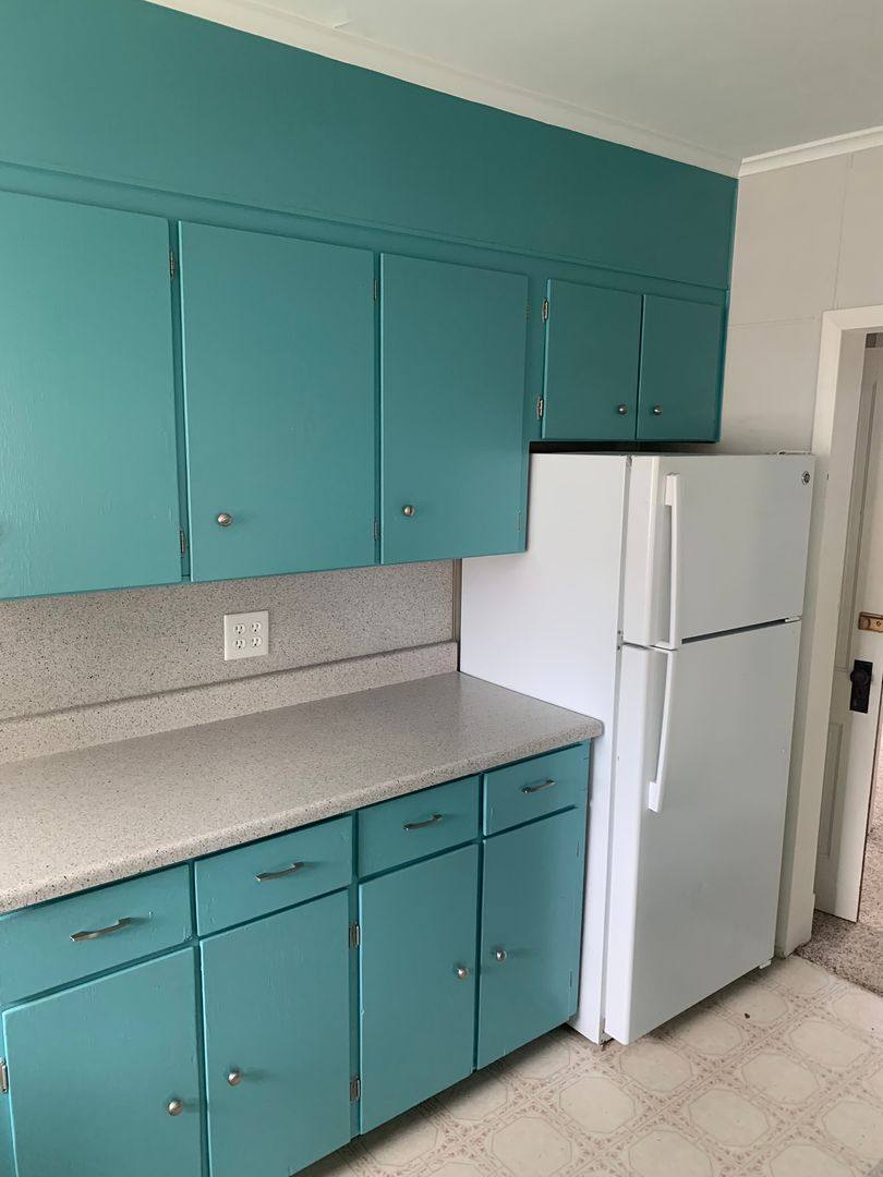 Apartment for rent at 2320 Prince St, Dubuque, IA 52001