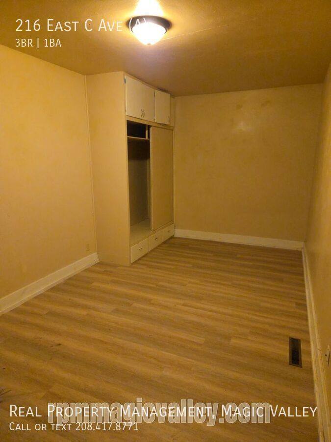 House for rent at 216 E C Ave #A, Jerome, ID 83338