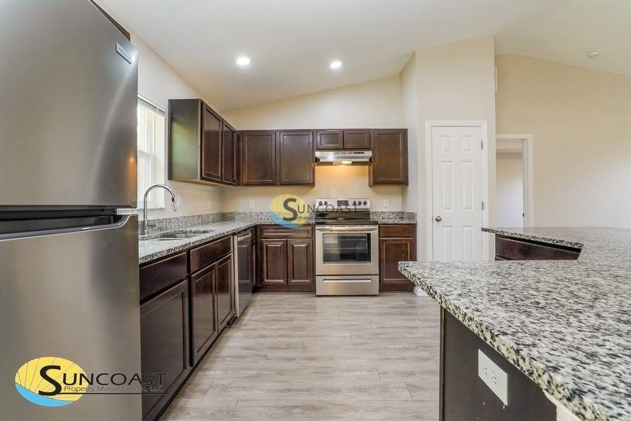 House for rent at 7893 N Jamaica Dr, Dunnellon, FL 34433