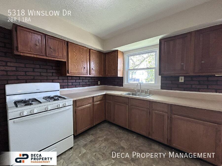 House for rent at 5318 Winslow Dr, Saint Louis, MO 63121