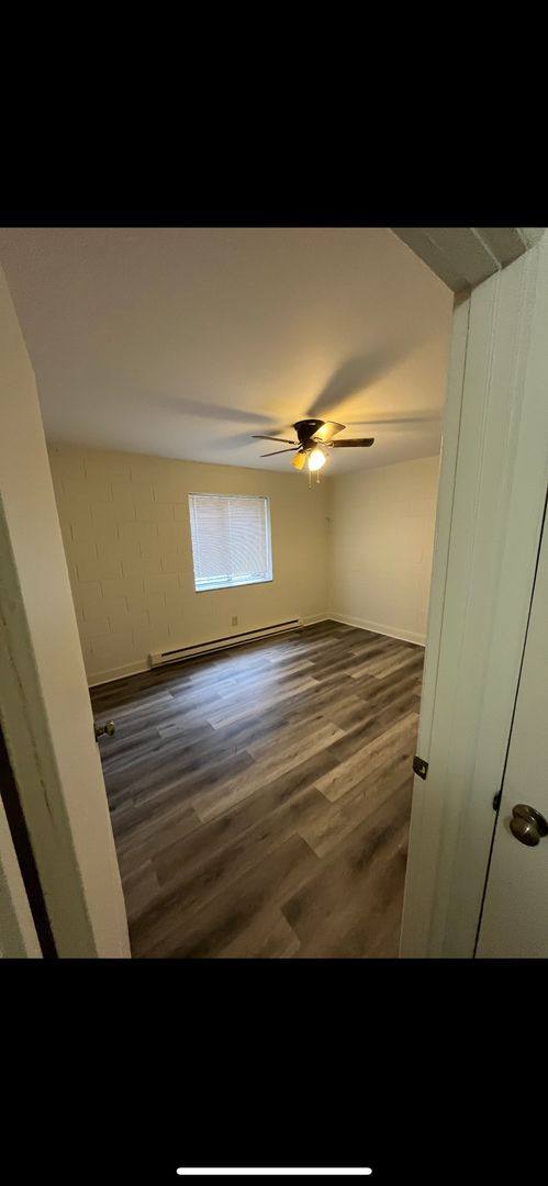 Apartment for rent at 1528 6th Ave, Huntington, WV 25701
