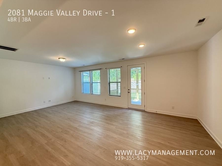 Townhouse for rent at 2081 Maggie Valley Dr #1, Apex, NC 27502