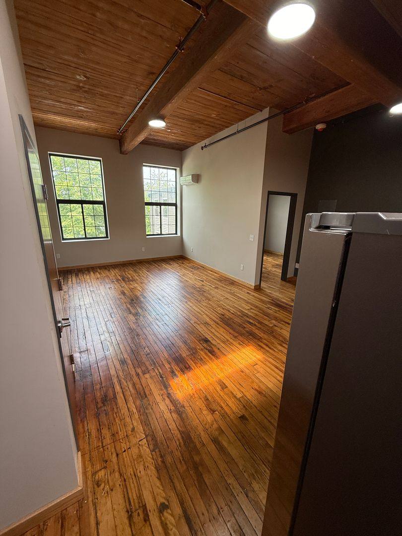 Apartment for rent at 70 Webster St, Worcester, MA 01603