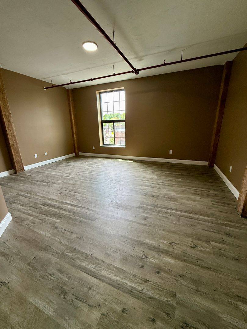 Apartment for rent at 70 Webster St, Worcester, MA 01603