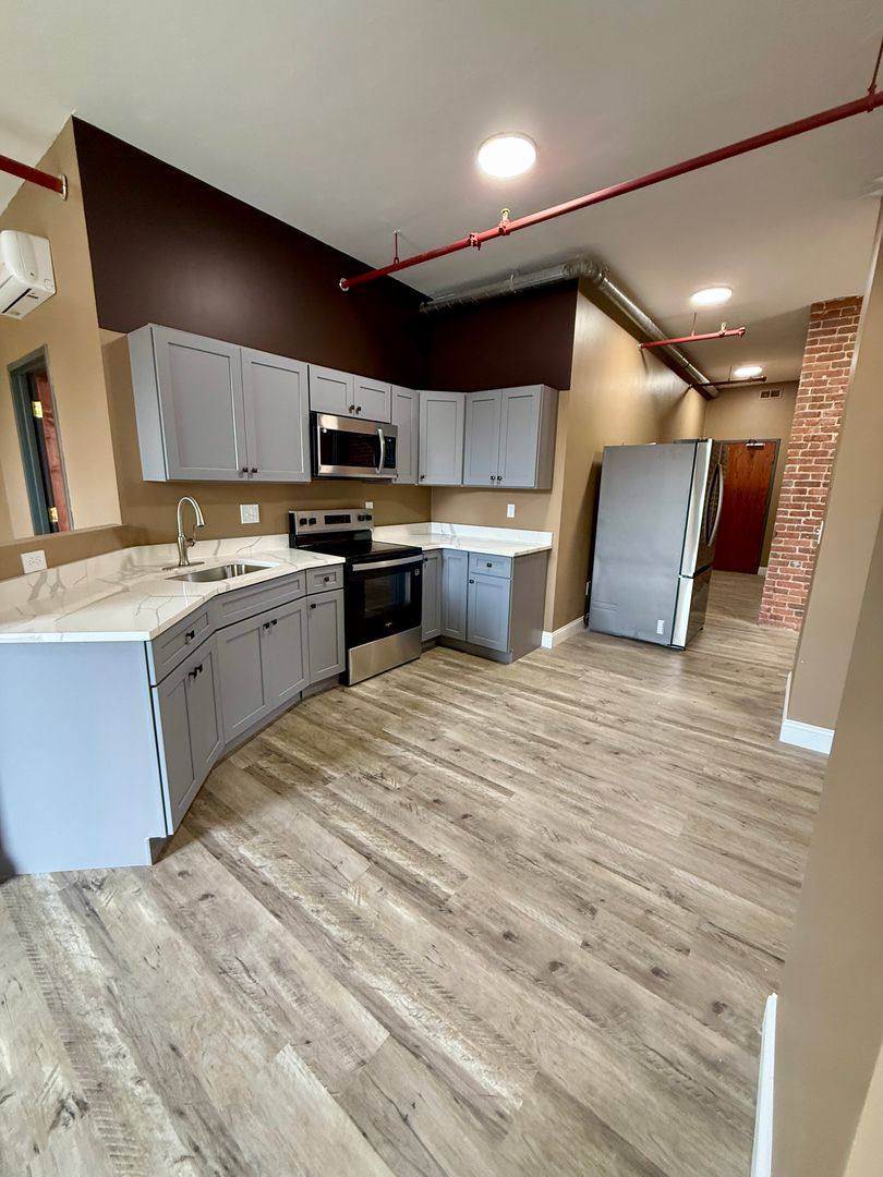 Apartment for rent at 70 Webster St, Worcester, MA 01603