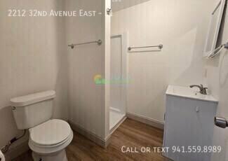 Townhouse for rent at 2212 32nd Ave E #E1, Bradenton, FL 34208