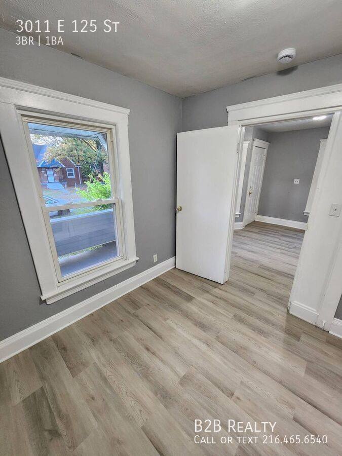 Apartment for rent at 3011 E 125 St, Cleveland, OH 44120