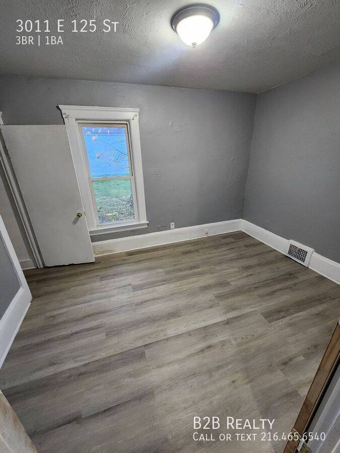 Apartment for rent at 3011 E 125 St, Cleveland, OH 44120