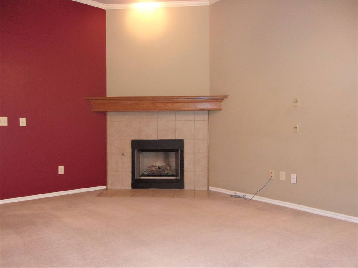 House for rent at 13821 Pawnee Dr, Edmond, OK 73013