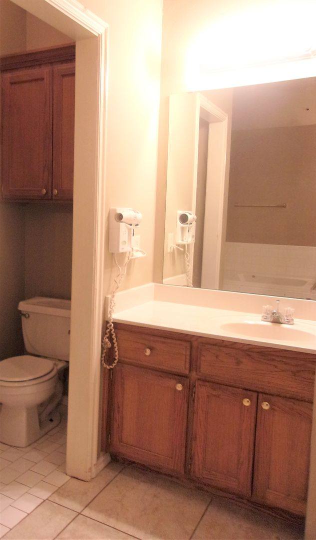 House for rent at 13821 Pawnee Dr, Edmond, OK 73013
