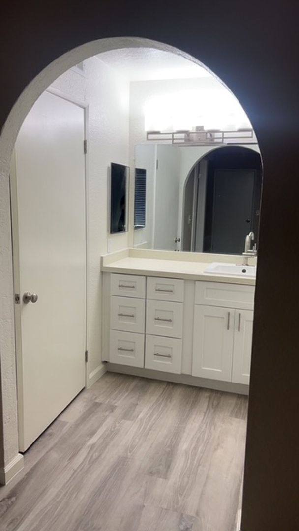 Apartment for rent at 1110 Redwood St, Las Vegas, NV 89146