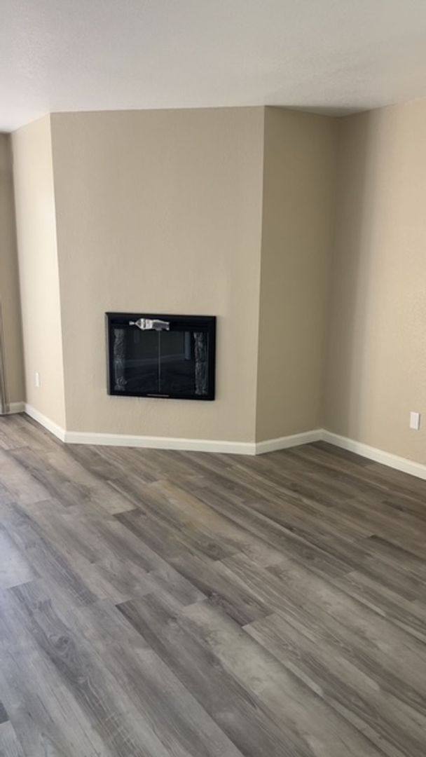 Apartment for rent at 1110 Redwood St, Las Vegas, NV 89146