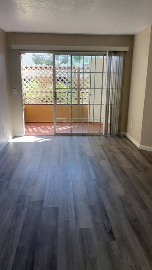 Apartment for rent at 1110 Redwood St, Las Vegas, NV 89146