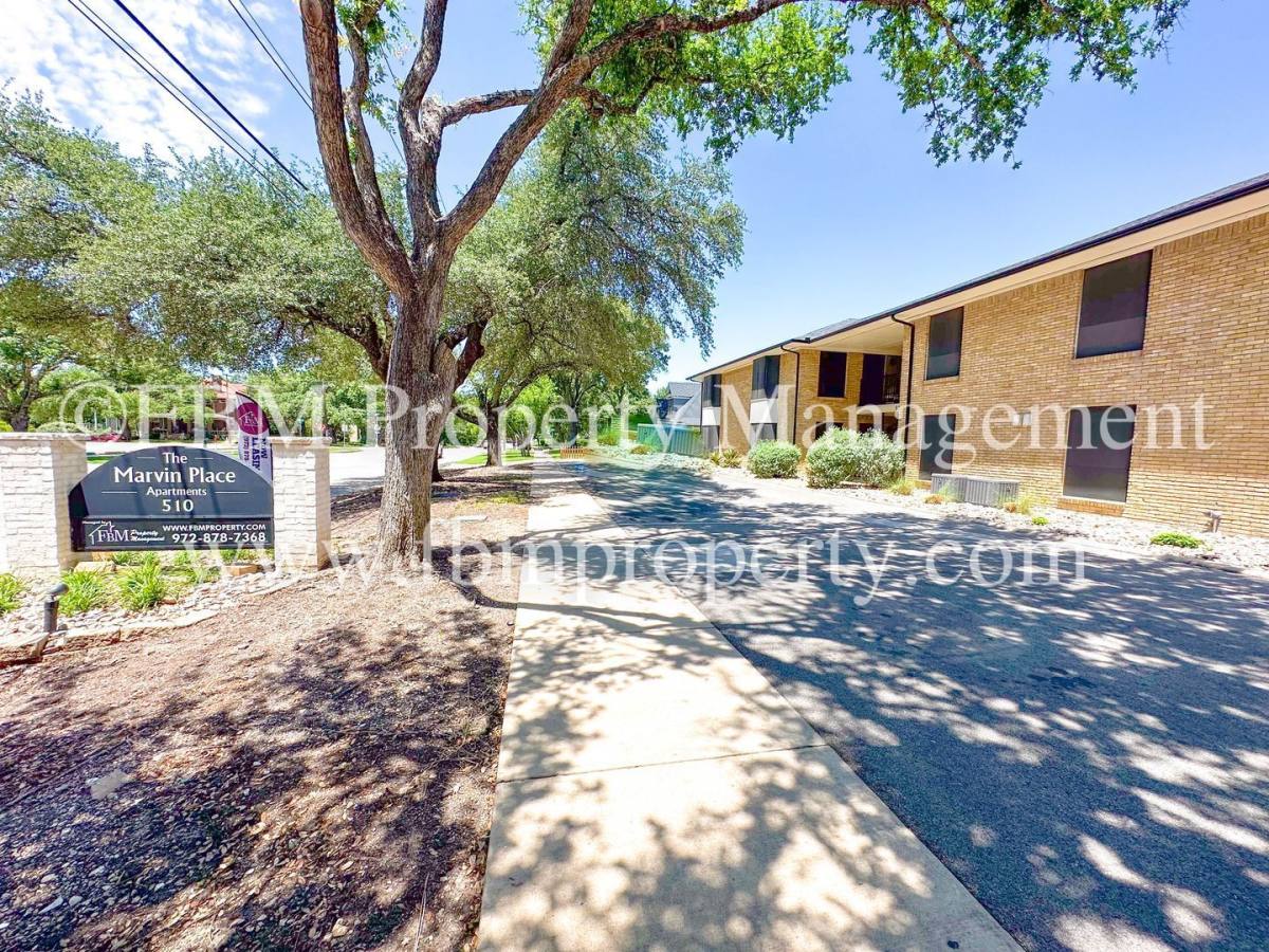 Apartment for rent at 510 W Marvin Ave, Waxahachie, TX 75165