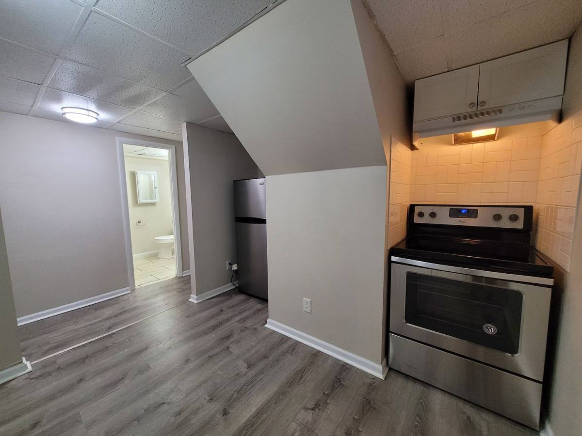 Apartment for rent at 457 Carothers Ave, Carnegie, PA 15106