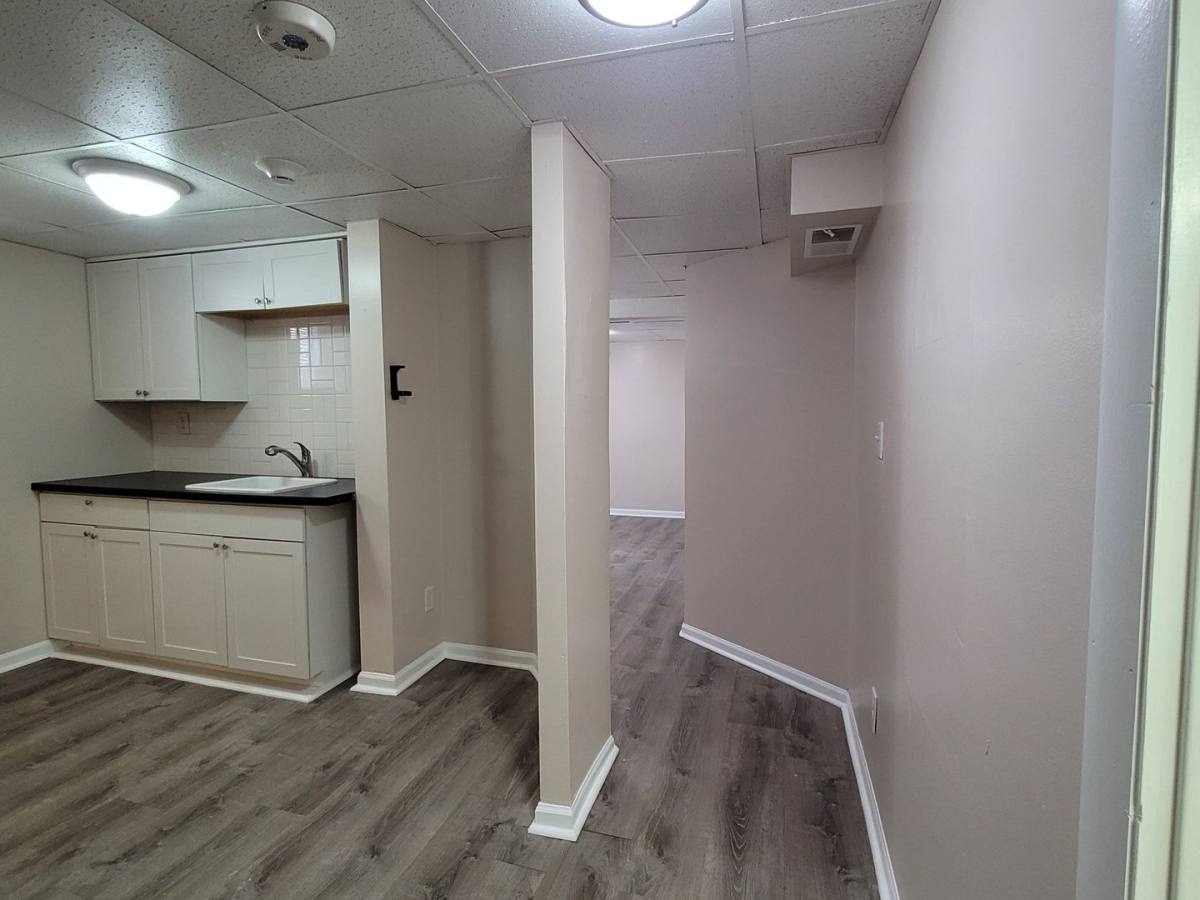 Apartment for rent at 457 Carothers Ave, Carnegie, PA 15106