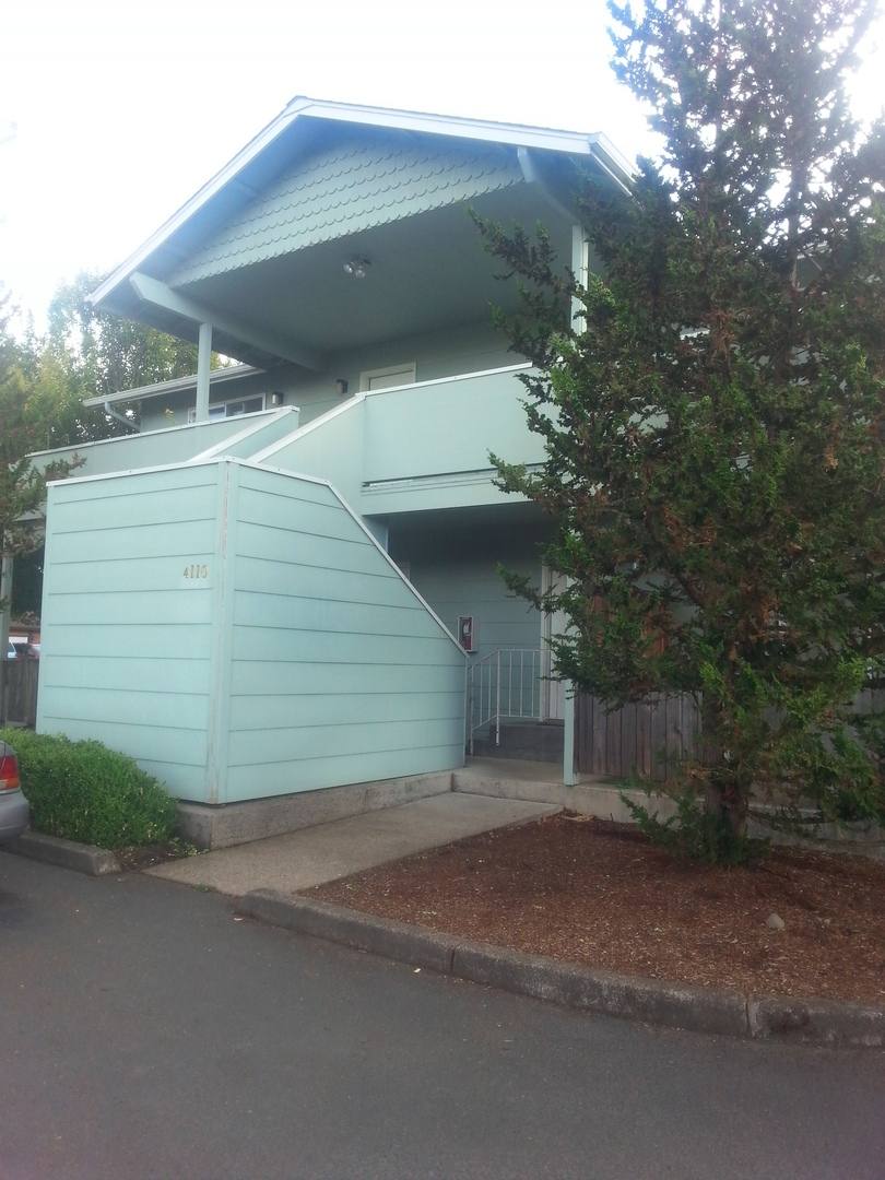 Apartment for rent at 4110 Henry Court, Eugene, OR 97402