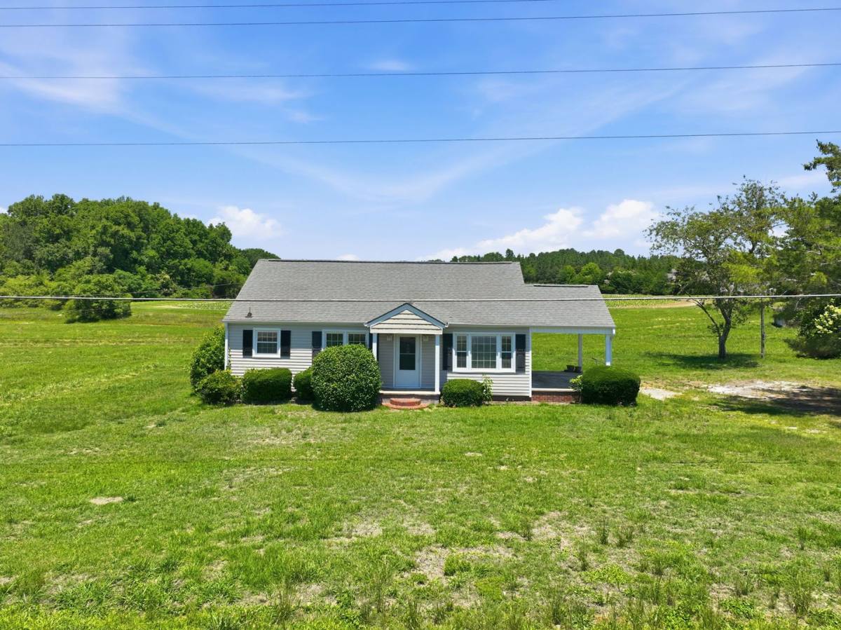 House for rent at 4212 Old US-421, Lillington, NC 27546