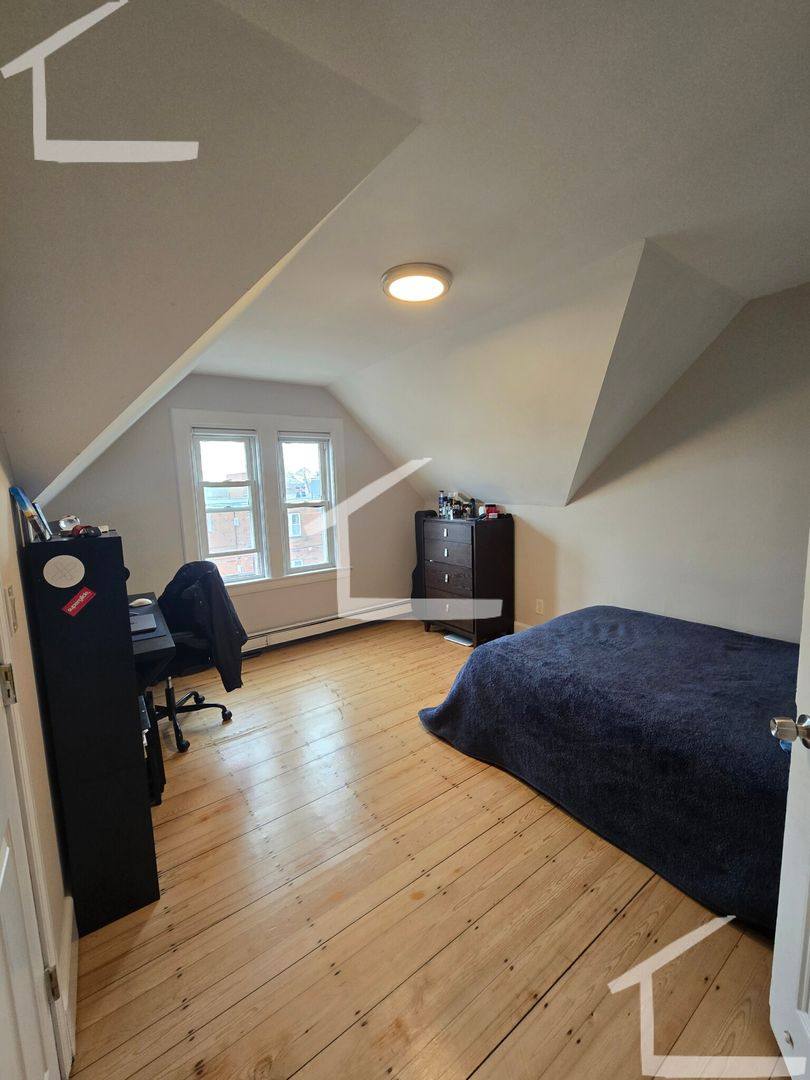 Apartment for rent at 7 Pearl St #2, Watertown, MA 02472