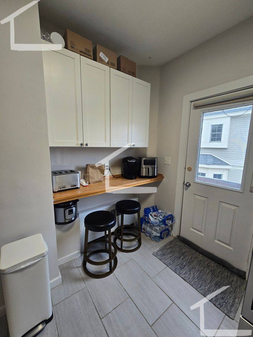 Apartment for rent at 7 Pearl St #2, Watertown, MA 02472