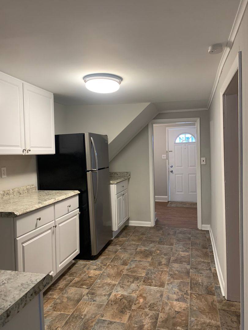 House for rent at 21519 Leitersburg-Smithsburg Rd, Hagerstown, MD 21742