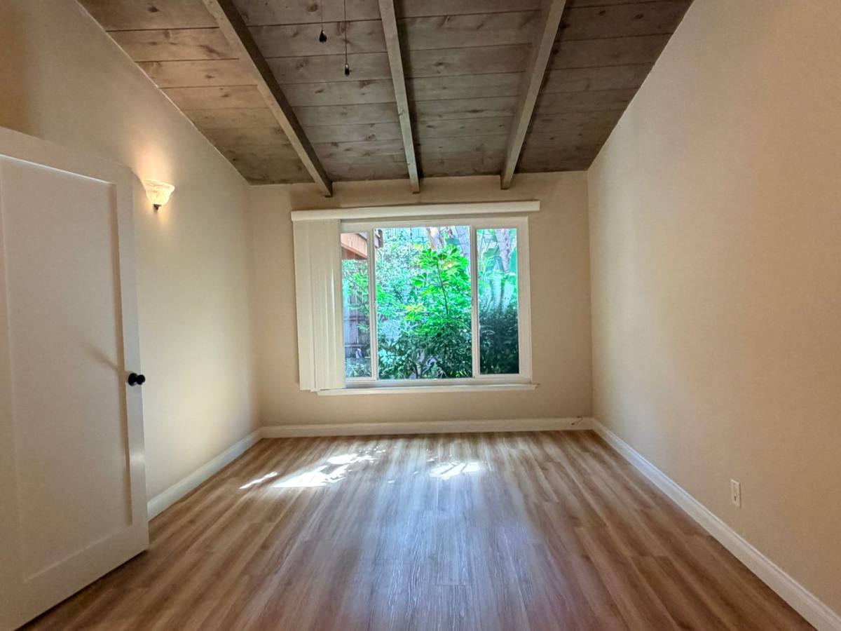 Apartment for rent at 234 W Escalones, San Clemente, CA 92672