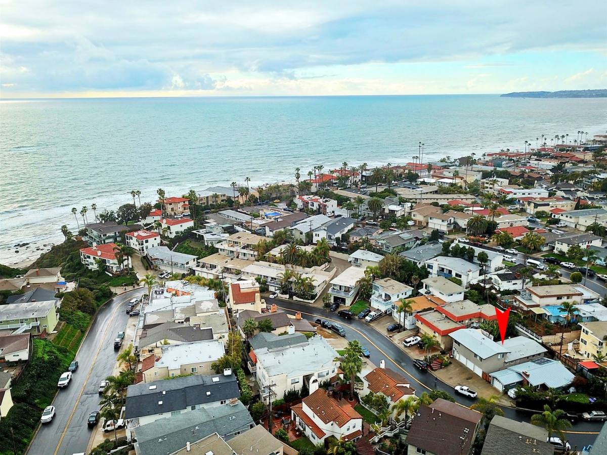 Apartment for rent at 234 W Escalones, San Clemente, CA 92672