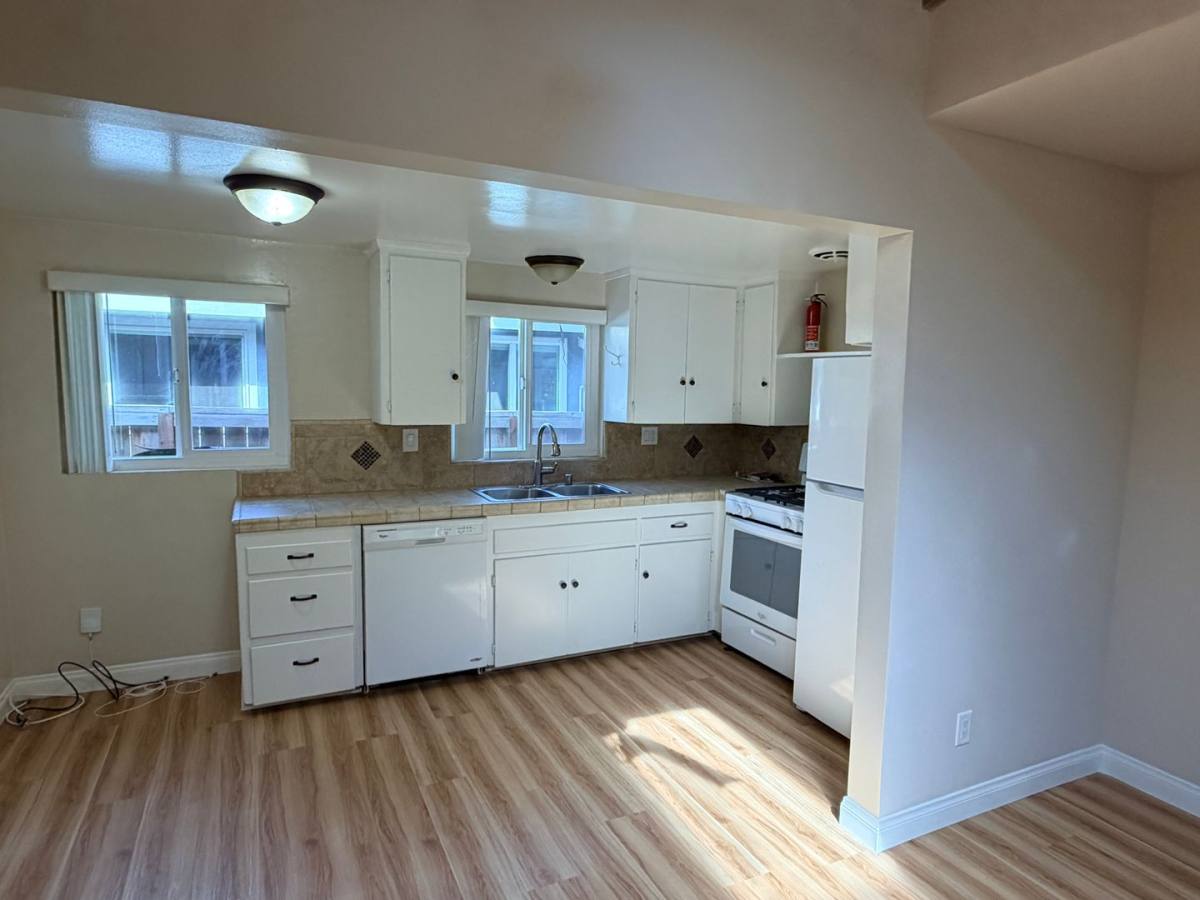 Apartment for rent at 234 W Escalones, San Clemente, CA 92672