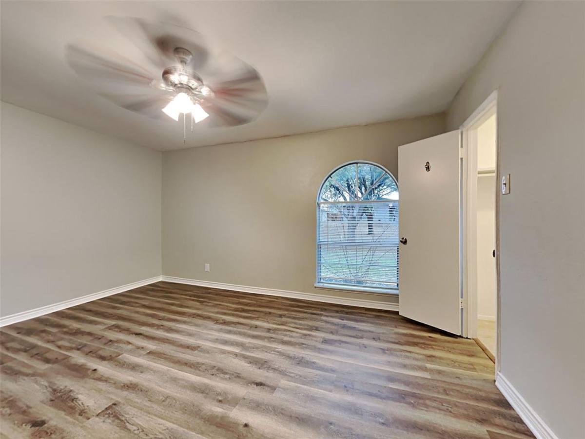 House for rent at 1504 Carnation Dr, Lewisville, TX 75067