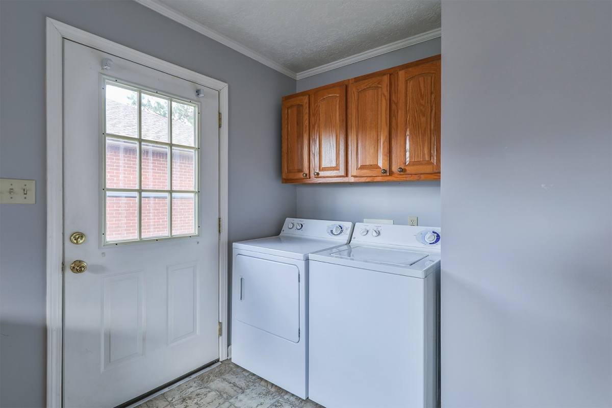 Apartment for rent at 579 Baker Rd, Martin, TN 38237