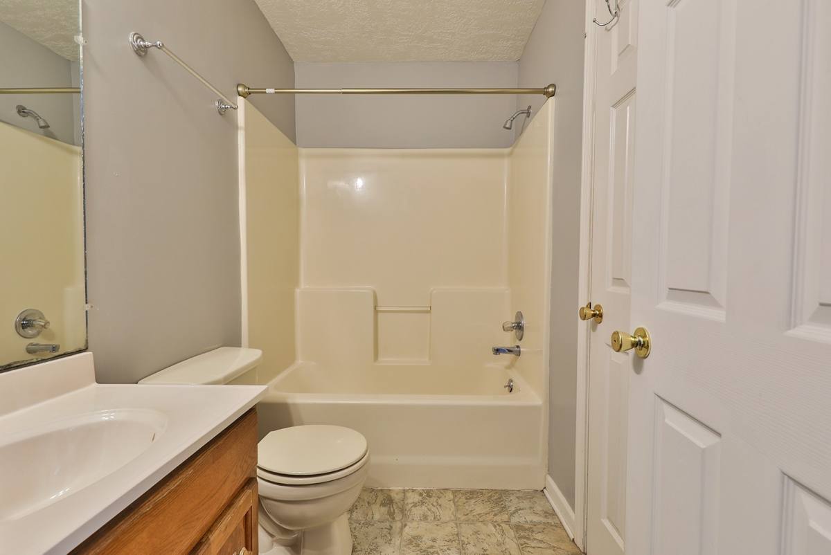 Apartment for rent at 579 Baker Rd, Martin, TN 38237