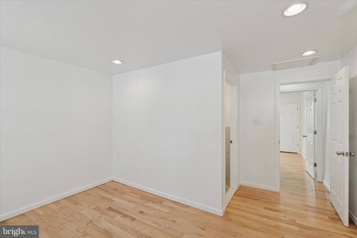 Townhouse for rent at 1313 S Stanley St, Philadelphia, PA 19146