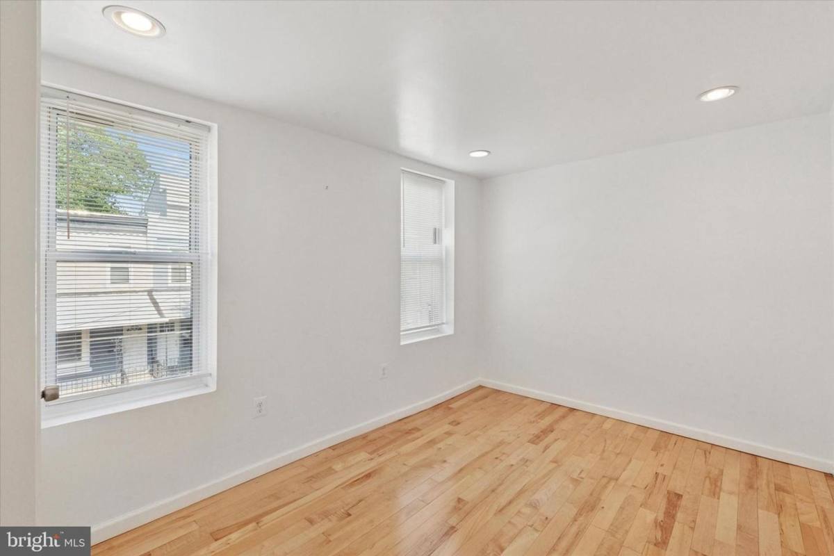 Townhouse for rent at 1313 S Stanley St, Philadelphia, PA 19146