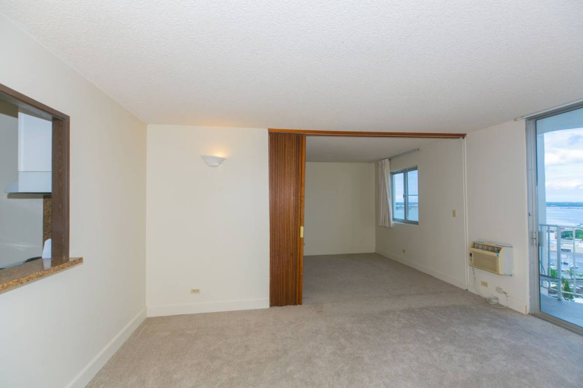 House for rent at 98-1038 Moanalua Rd, Aiea, HI 96701